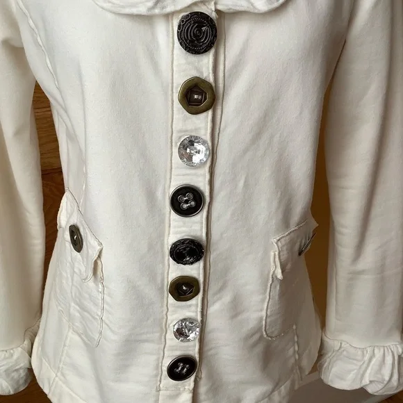 NEON BUDDHA Cream Ruffle Cardigan Ornamental Buttons Size S - Picture 7 of 15